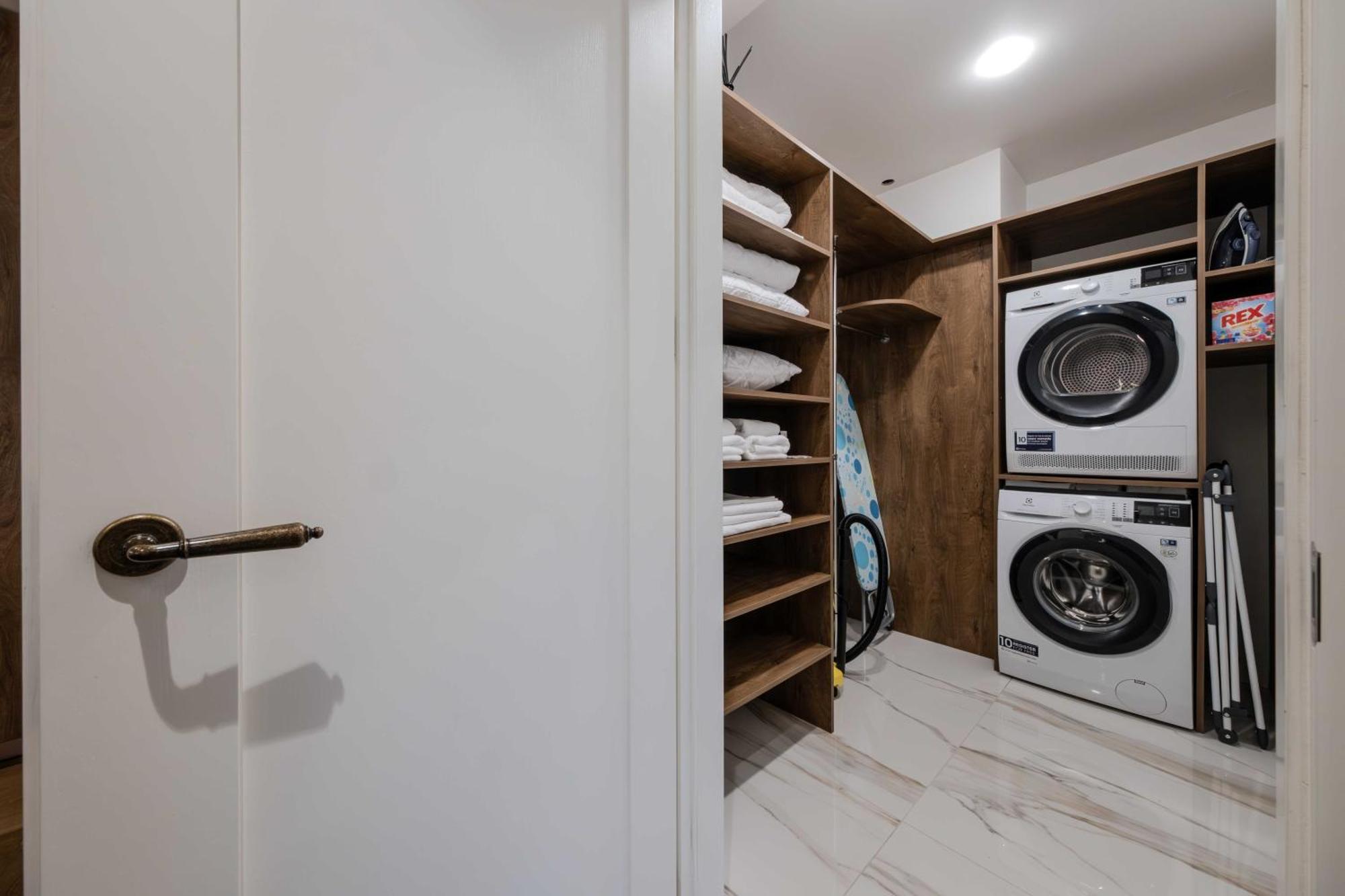 King Mindaugas Apartments カウナス エクステリア 写真