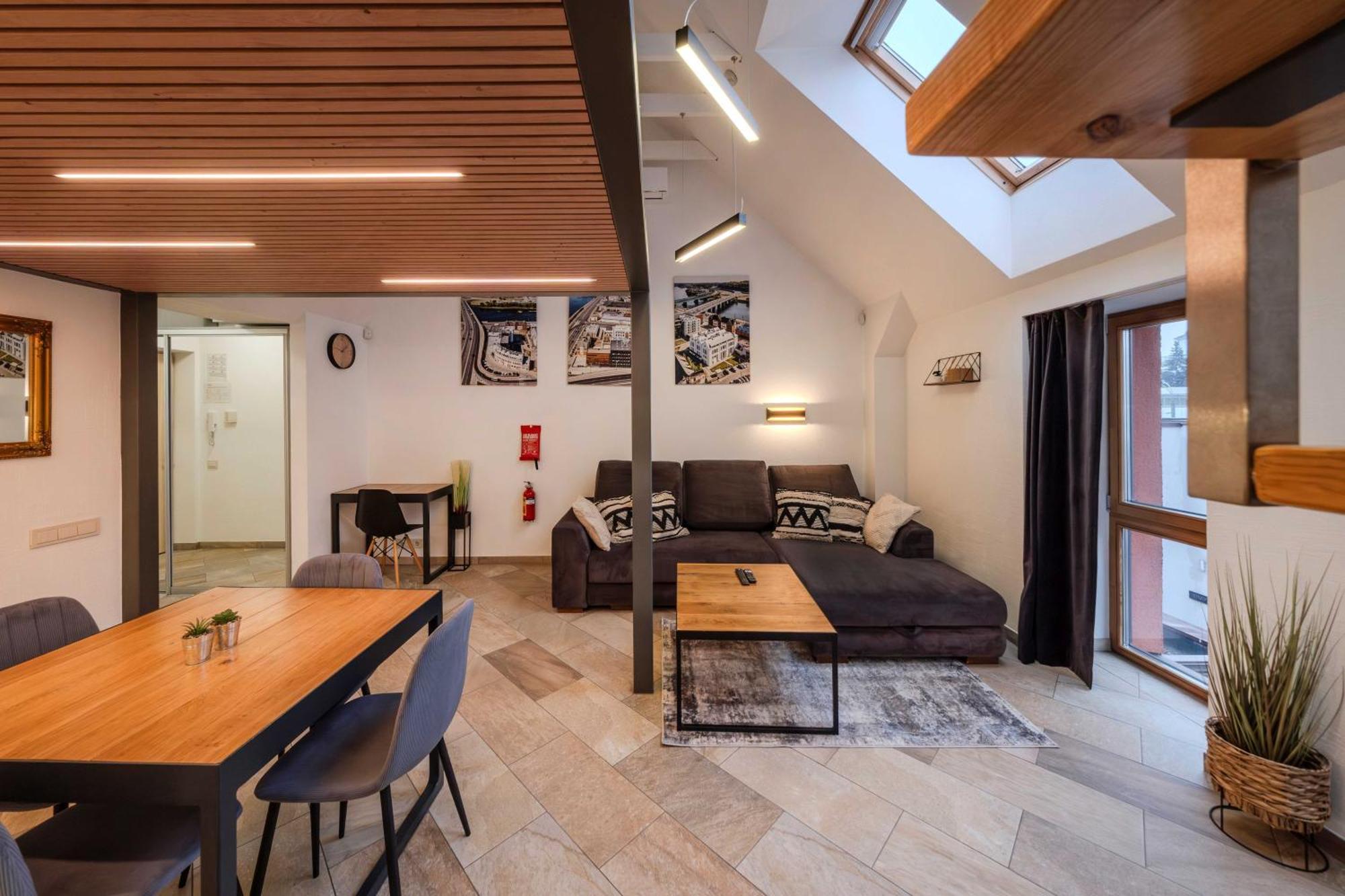 King Mindaugas Apartments カウナス エクステリア 写真